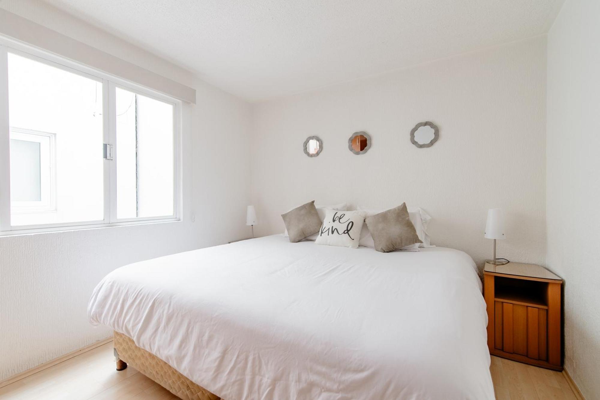 Lc122 - 2bdr - 2bth Apartment *